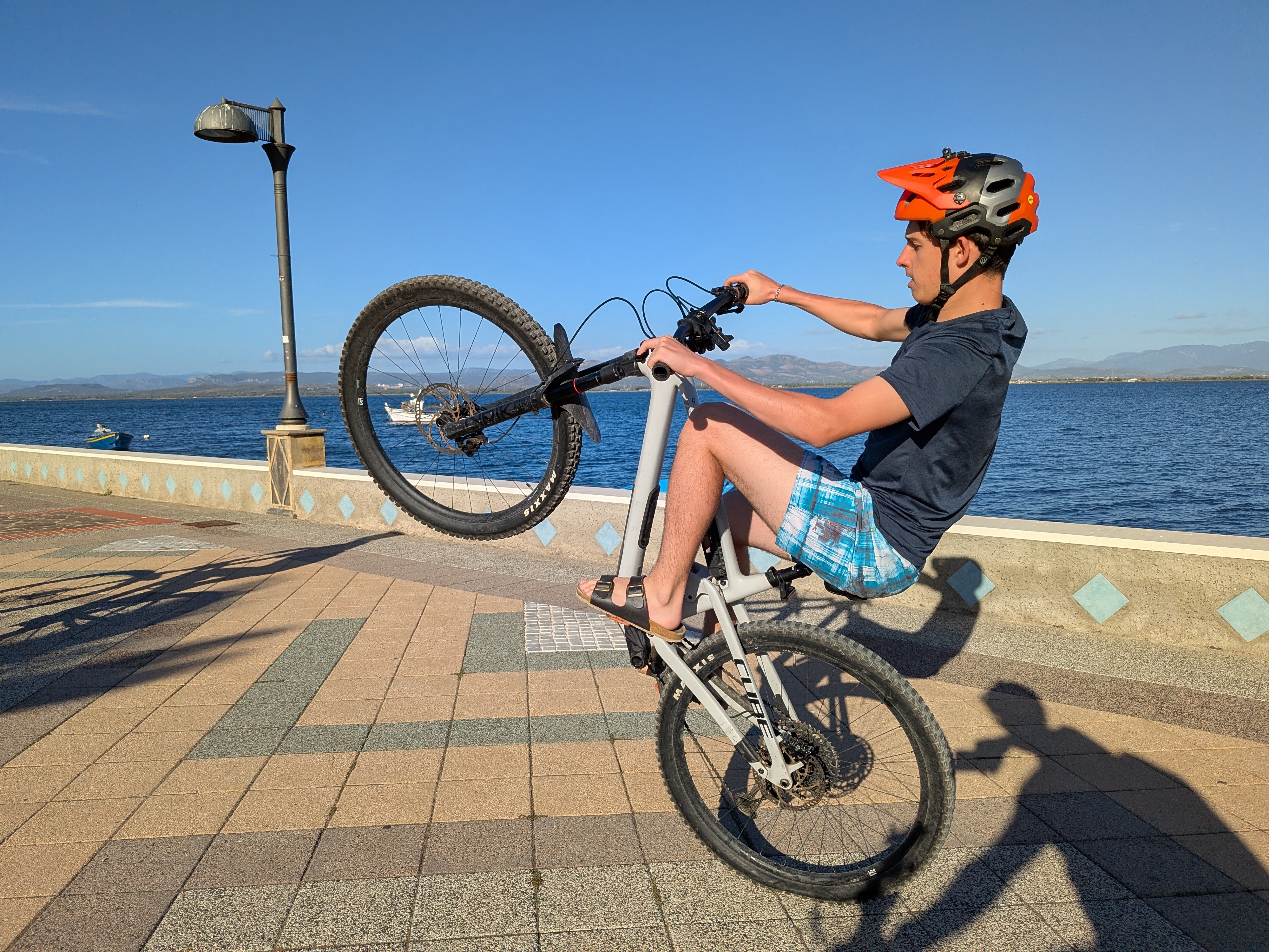 Eine Aufnahme beim Mountainbiken oder Rennradfahren